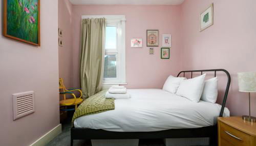 GuestReady - Cosy Retreat in the East End - Foto 4