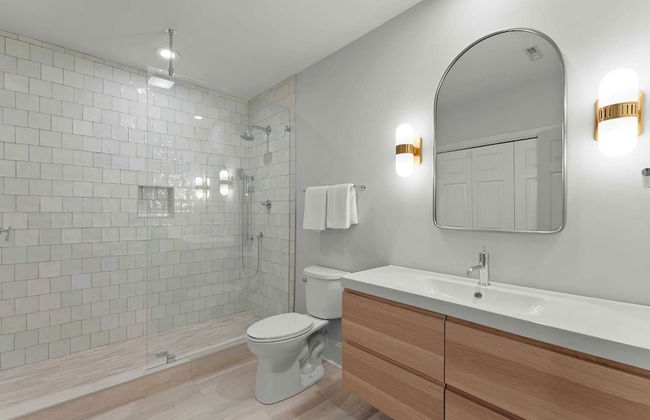 Modern Masterpiece by Avantstay Waterfront + Private Dock - Foto 42