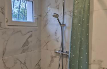 Superbe F2 rénové Terrasse fleurie - Foto 9