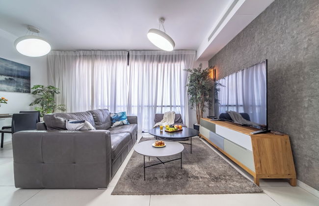 Stylish 1BR Beach-Front Apt w Sea View - Foto 6