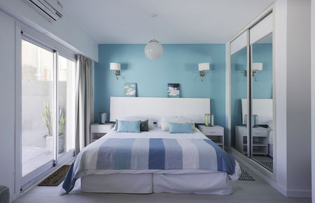 Soho Point Central - Photo 1