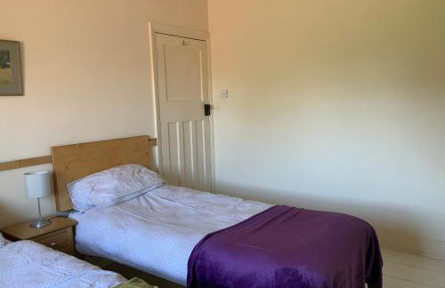 Country cottage overlooking fields with garden room - Foto 30