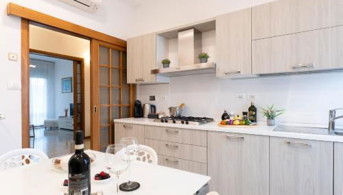 Godi Fiorenza Suite - Duomo a 15 Minuti e Aeroporto a 4 Minuti con Tramvia T2 - Foto 3