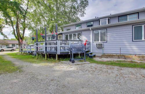 Neenah Home with Deck Near Lake Winnebago - Foto 30