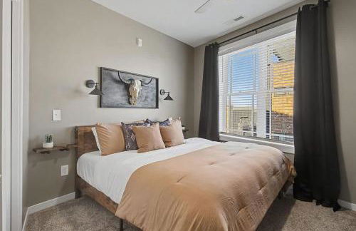 2BR Condo in Walkable Area & 5 mins to Broadway - Foto 16