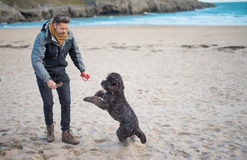 Timber Hill Self Catering Cedar Lodges - Foto 14