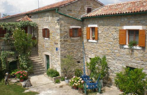 Holiday house with a swimming pool Cepic, Central Istria - Sredisnja Istra - 7403 - Foto 1