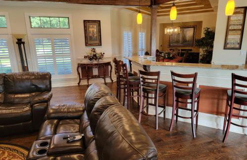 Newly Renovated Private Ranch Get-A-Way - Photo 18