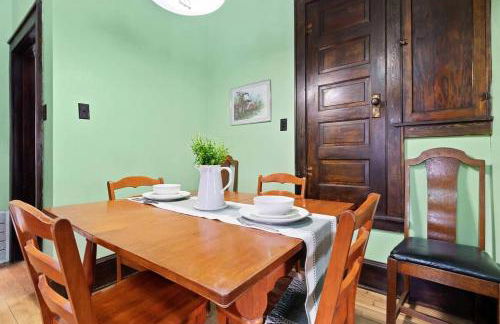 Downtown Gillett Bungalow, Fireplace, 3B, Historic - Foto 40