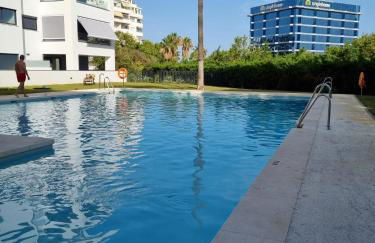 New build modern ap 4 min walk to the beach and Marbella old town - Foto 26