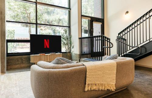 Spectacular LOFT in Heart of LA with GYM, Pool, parking - Foto 14