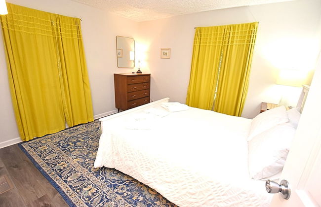 Extra Entertainment Space Just 7 Blocks to ND Campus 54211 - Photo 5