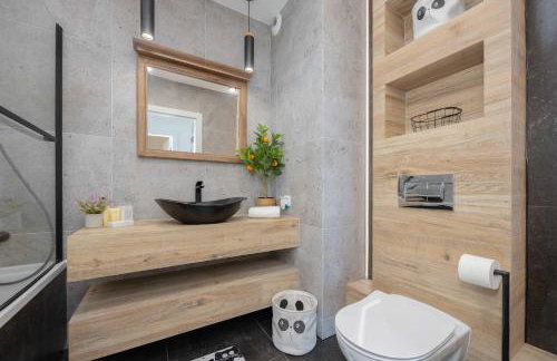 Exceptional Apartment in Warsaw with Parking by Noclegi Renters - Foto 19