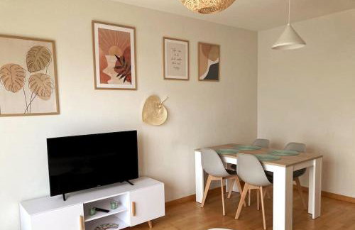 Apartamento MEDIODIA - Parking incluido, céntrico y tranquilo - Foto 1