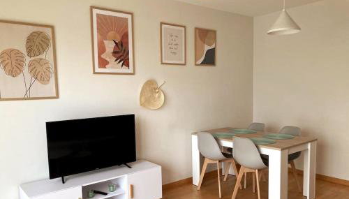 Apartamento MEDIODIA - Parking incluido, céntrico y tranquilo - Foto 1