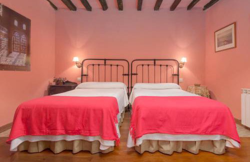 Casona De La Salceda - Photo 57