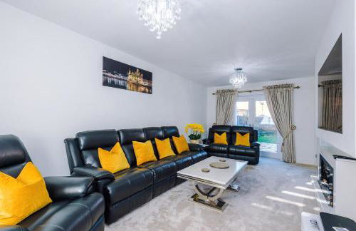 Hasting's House by YourStays - 3 Bedroom House in Stoke-on-Trent - Foto 23
