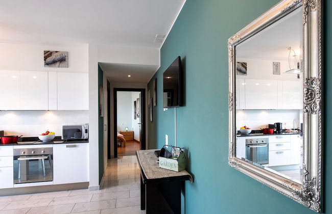 Panoramic Penthouse - Photo 6