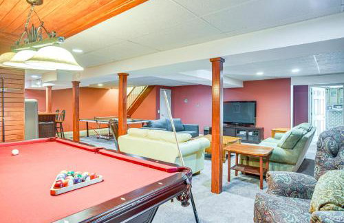 3 Mi to Megansett Beach Home with Pool and Game Room - Foto 4