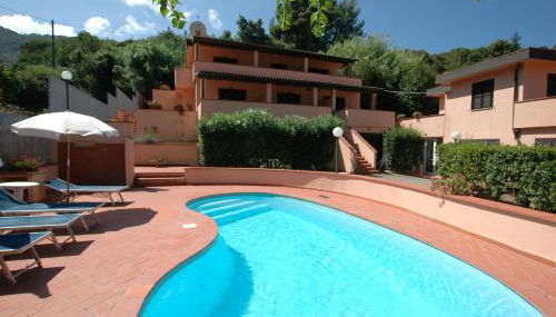 Appartamenti Arcipelago - ArgonautiVacanze - Foto 1, Garden, sunbed, Garden view