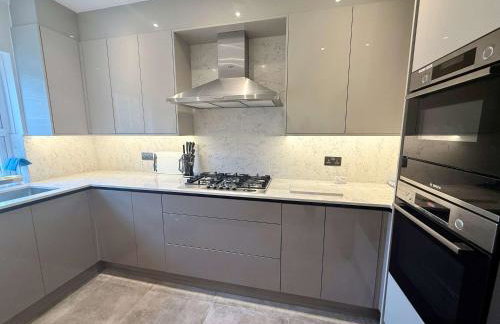 Refined Cottage Living Near Ascot & Windsor - Foto 3