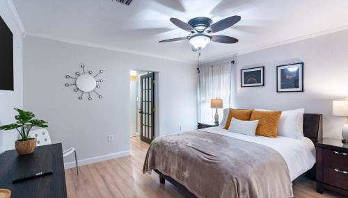 Family Retreat with Pool Fenced Yard AC - Foto 2