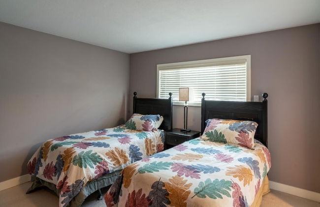 LUXURIOUS 5,500 sqft Home: 5 Br/5 Ba | PRIVATE Pool & Hot Tub | STEPS to Beach - Foto 4