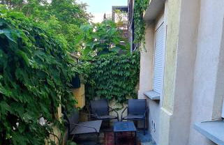 Terrasse et balnéo au cœur de Monplaisir - Photo 7