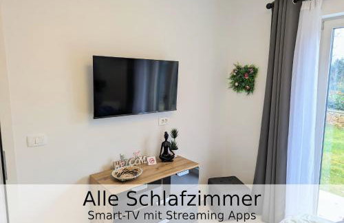 Villa Falco für Familien, bis 6 Personen, 3 Schlafzimmer mit Bad en Suite, Pool mit Loungebereich, Grillterrasse, schnellem Wlan, 2 Parkplätze, - Foto 11