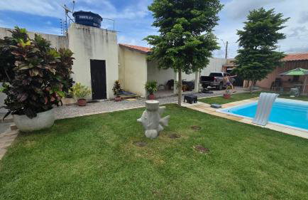 Casa de praia com campo de futebol e piscina - Photo 1