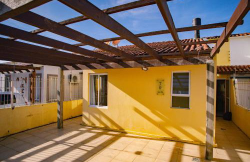 Casa 3 min Shopping Pelotas- Com 1 Suíte, 2 Quartos Climatizados, Piscina e Estacionamento 2 carros - Foto 40