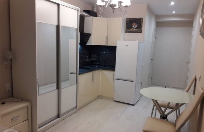 Apartment on Demokraticheskaya str 45-2a - Photo 1