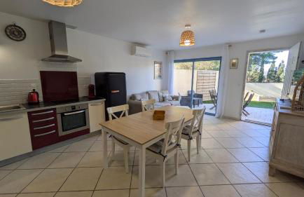 gite de l'ille, avec terrasse et parking privé - Foto 1