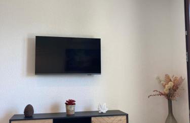 Emmi Apartments - Photo 8