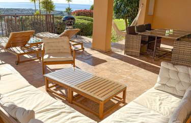 Sea and Mountain View Apartment with 4 Pools - Photo 3