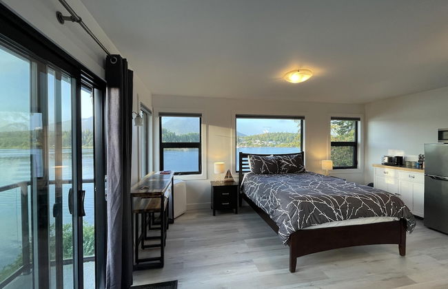 Shore Thing - Photo 1