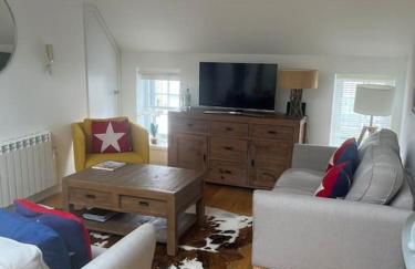 Apartment with Roof Terrace - Centre of Yarmouth - Photo 21