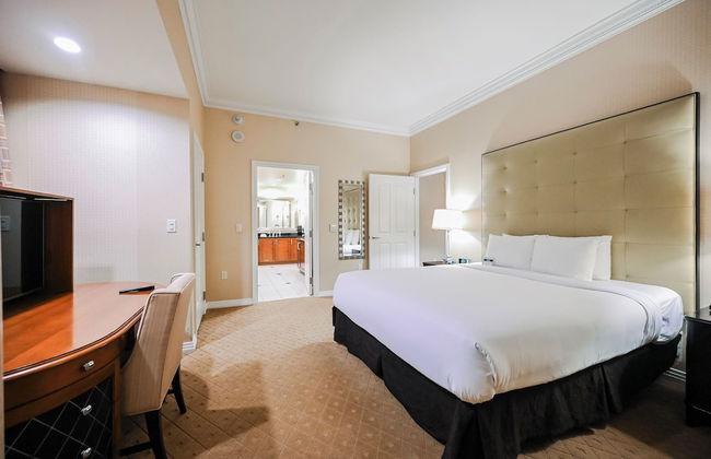 StripViewSuites at Signature - Foto 65