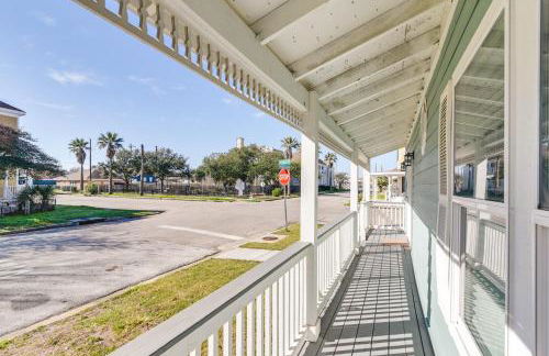 Hot Tub and Yard Jimmy Buffet-Themed Galveston Home - Foto 30