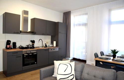 ASYA HOME Zentral, Balkon, Netflix, Gratis Kaffee und Tee - Foto 3