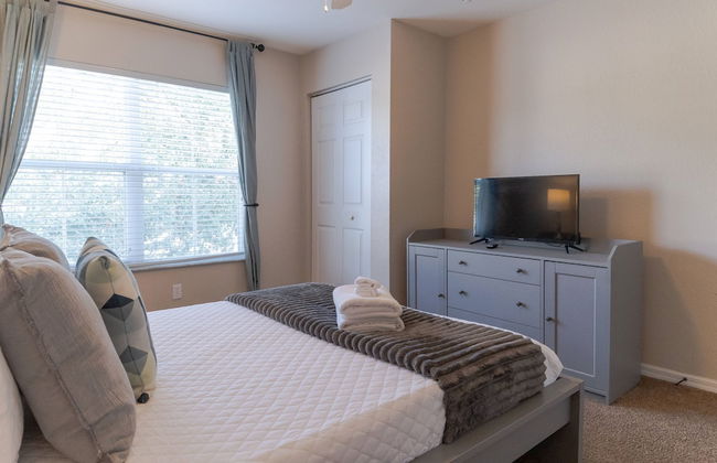 Charming Townhouse Near Disney - Photo 35