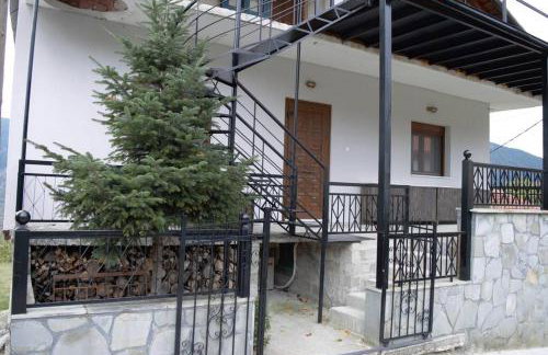 Παραδοσιακο σπιτι με εσωτερικο τζακι - Foto 16