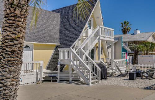 Cozy 3BRand3BA • Sleeps 9 • 0 3 Mi to Beach • PCB - Foto 11