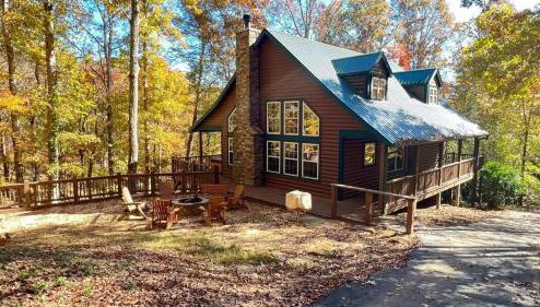 Cozy Creekside Log Cabin w Firepit, Hot Tub, WIFI - Foto 1, Other