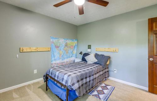 Dog-Friendly Fayetteville Home with Fenced Yard! - Foto 15