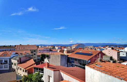 GALIHOST - Precioso ático en pleno centro de O Grove - Photo 27