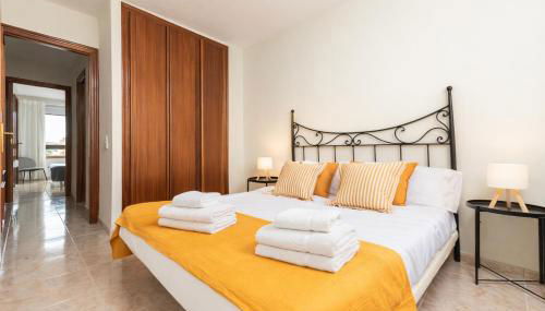 Las Olas Your Retreat in El M Dano - Foto 1, towels, wardrobe