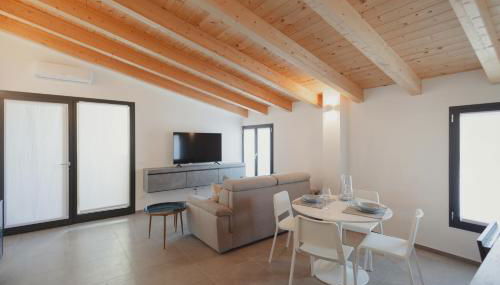 GoHost - The Corridor near the Station - Foto 5