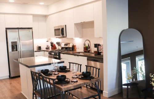 Resort-Style APT with Pool, Gym & Parking 10min to Disneyland - Foto 60