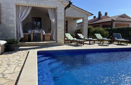 Villa van steen Mirela - Foto 9